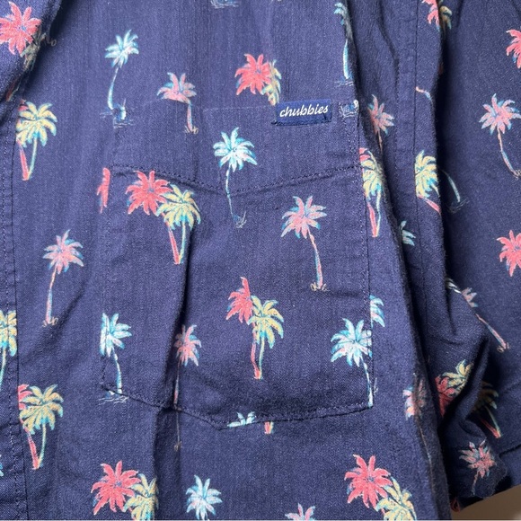 Chubbies Short Sleeve Button Up Men’s Sz XL Palm Tree All Over Navy Blue Hawiian - Picture 3 of 8
